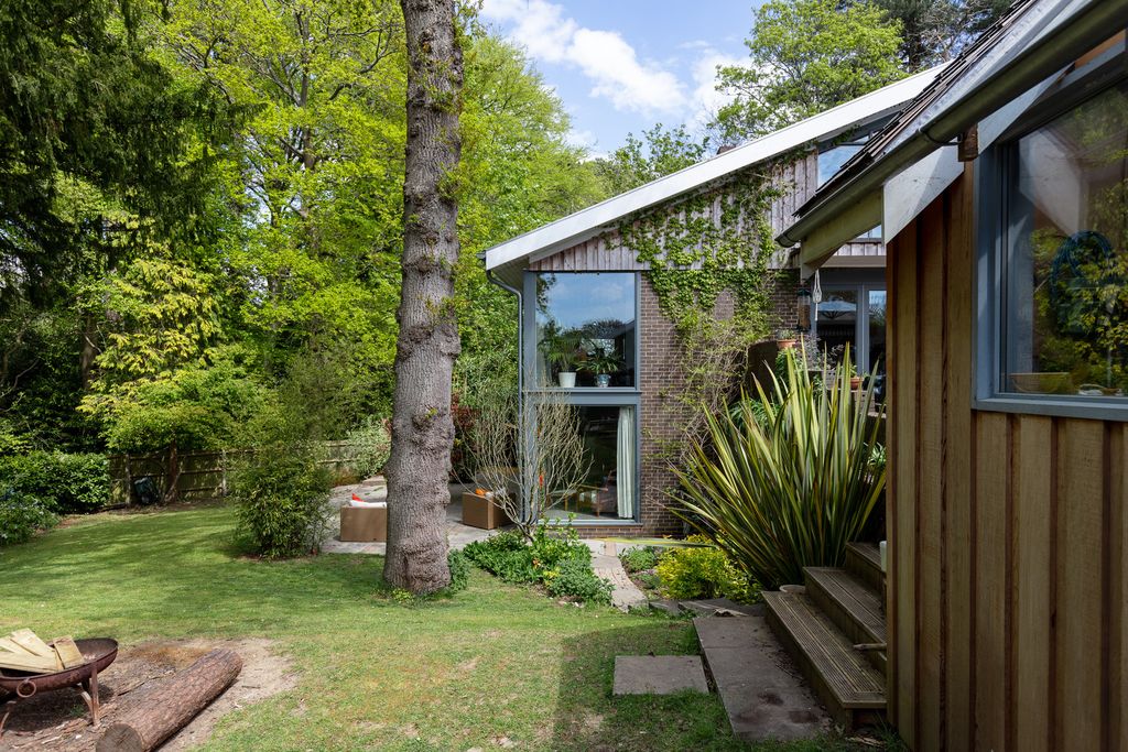 Additional image 29 of 6 bed detached house for saleWykeham Close, Southampton, Hampshire SO16