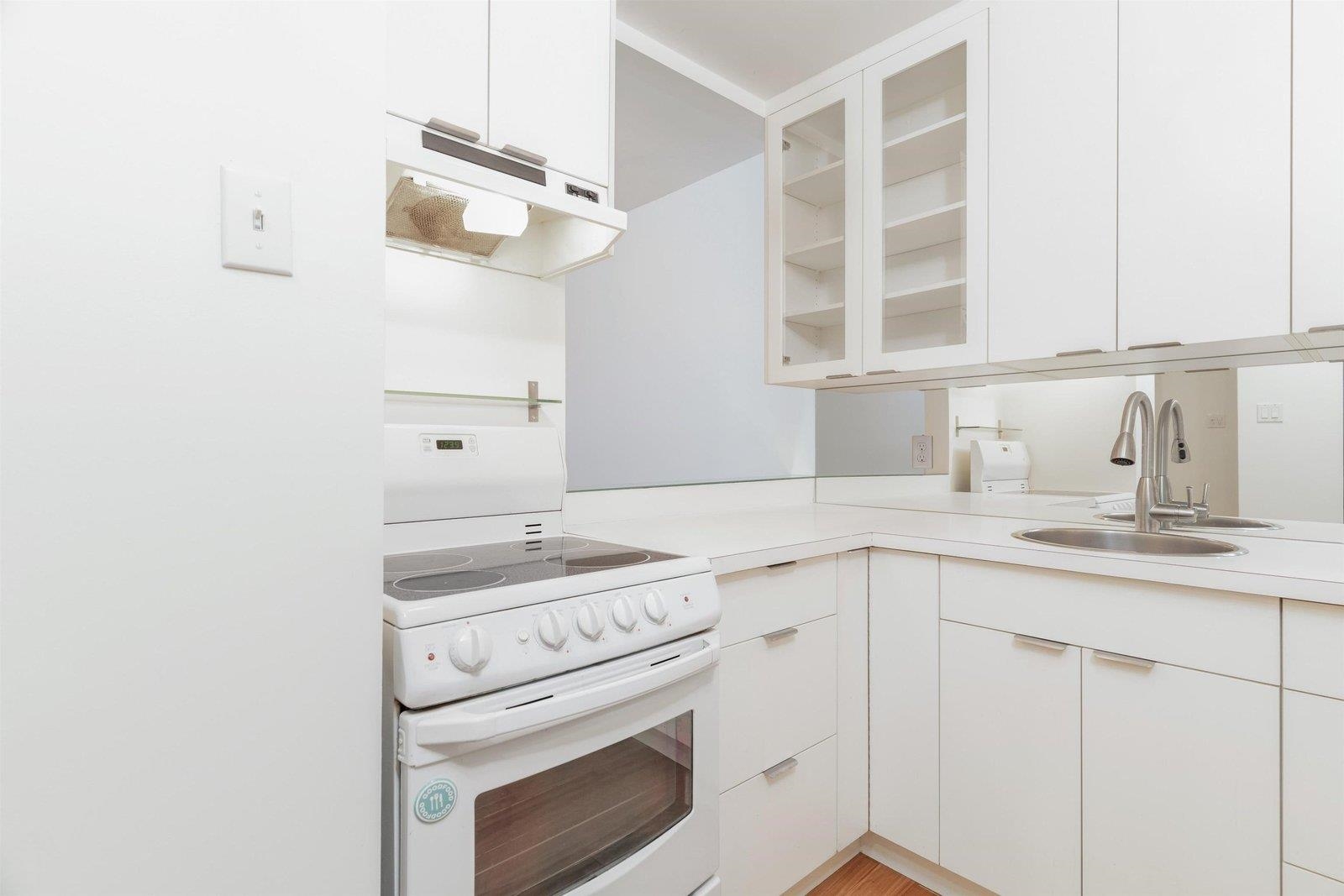 Additional image 4 of 301-1080 Broughton Street, Vancouver, BC, V6G 2A8