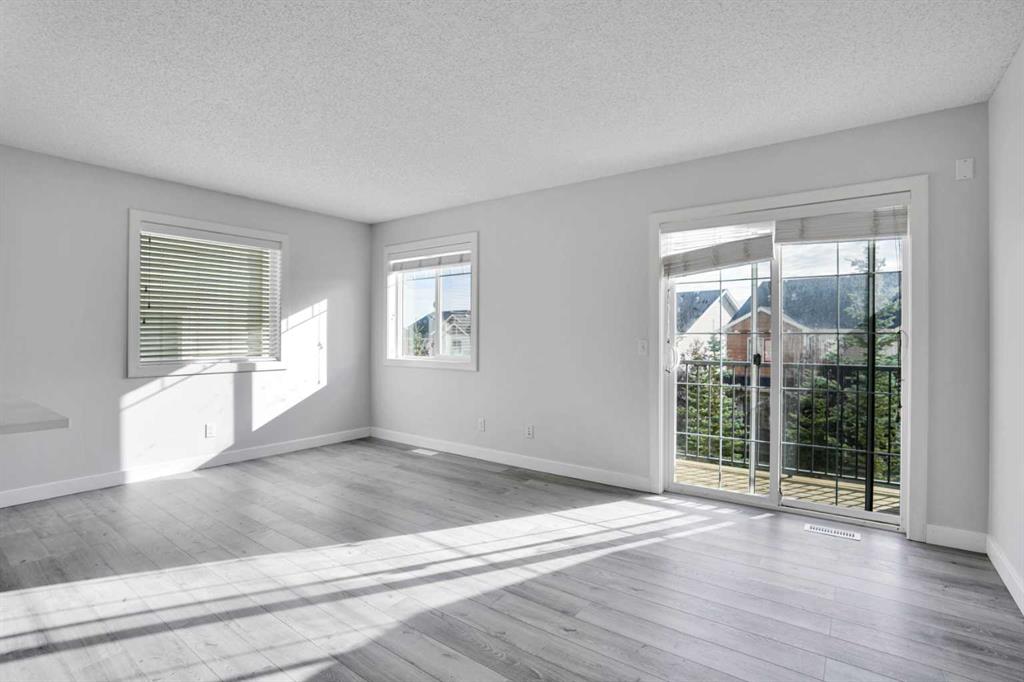 Additional image 5 of 137 Pantego Lane NW, Calgary, AB, T3K 0T1