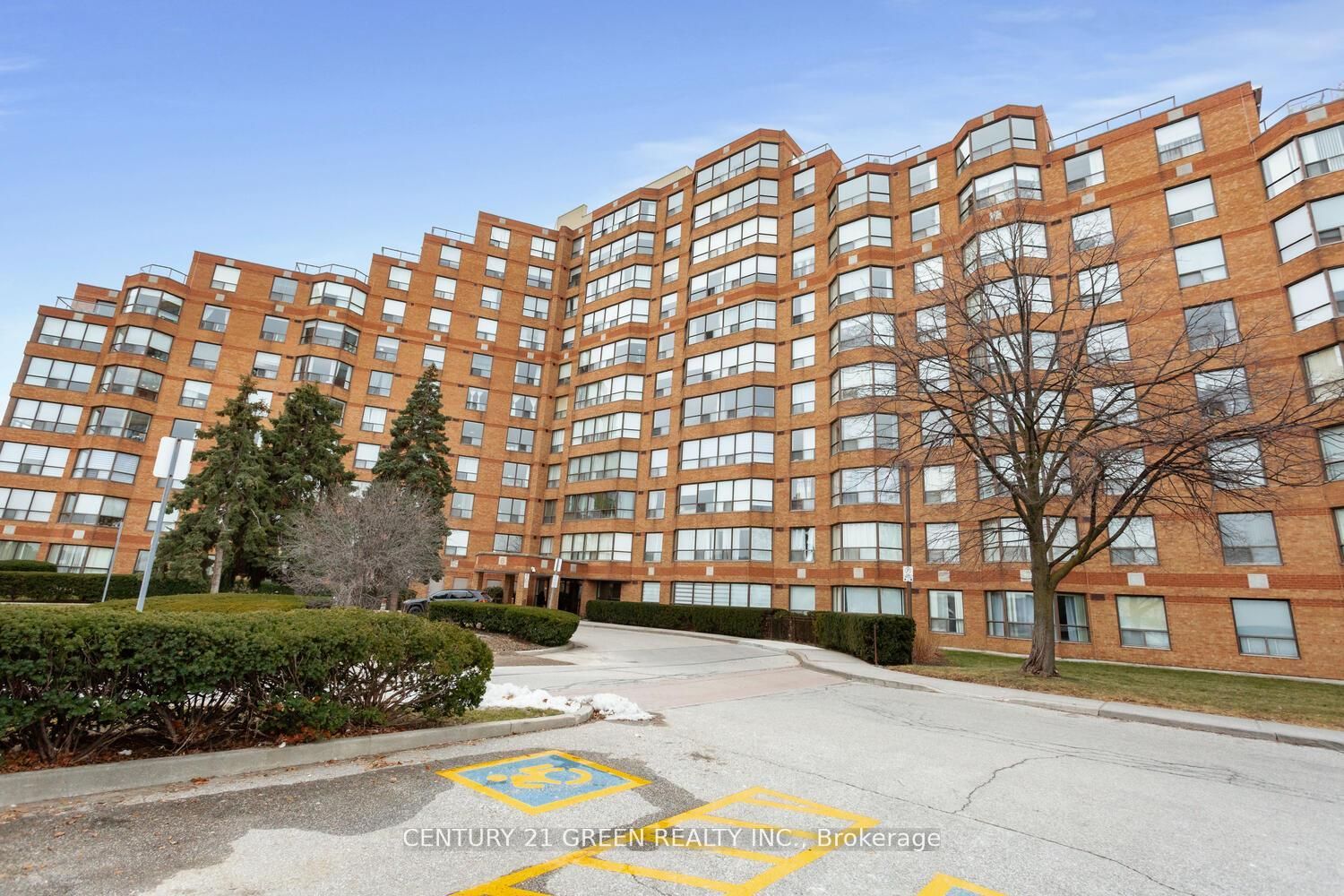 1004-6 Humberline Drive, Toronto, ON, M9W 6X8