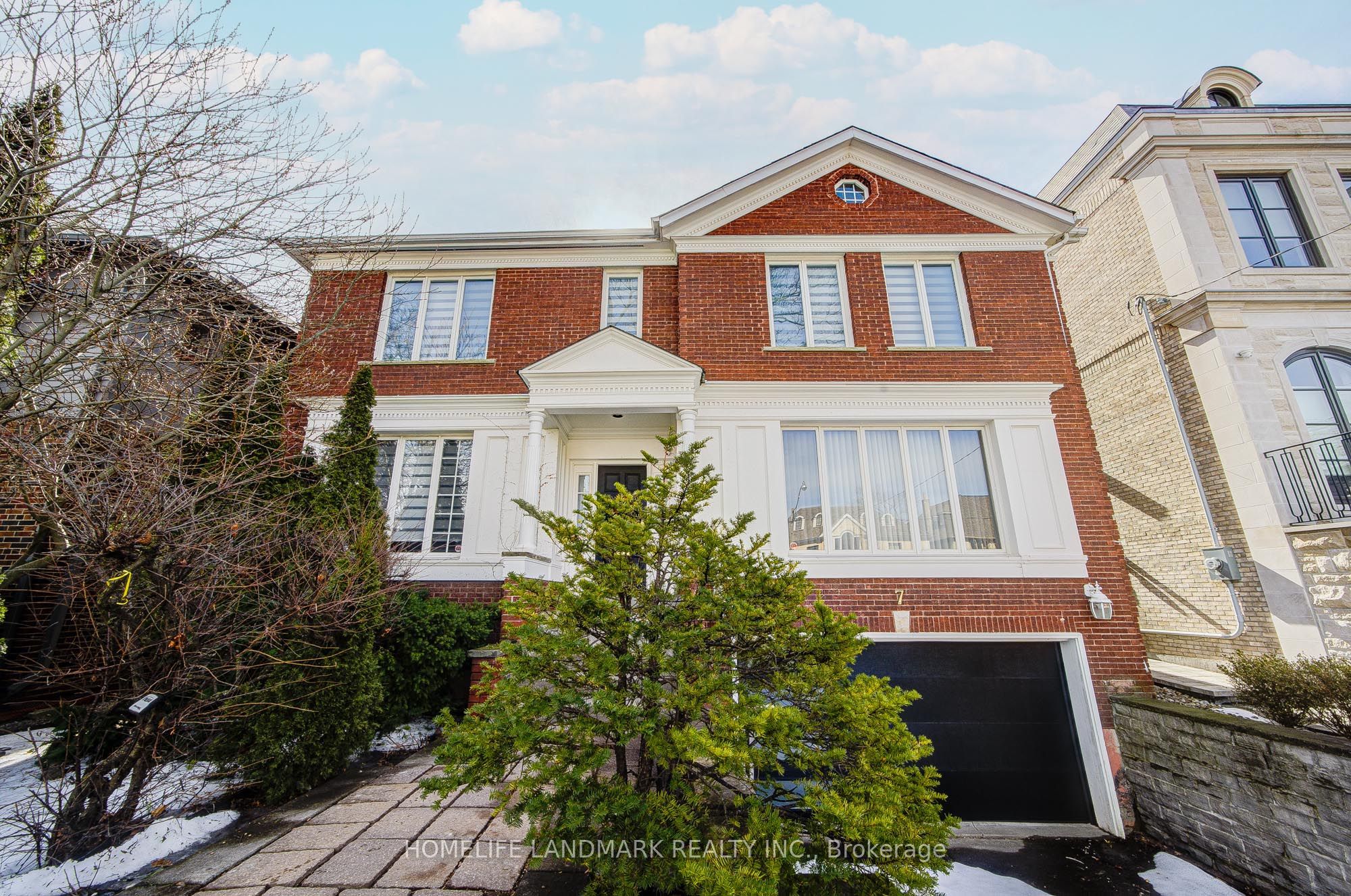 7 Killarney Road, Toronto, ON, M5P 1L7