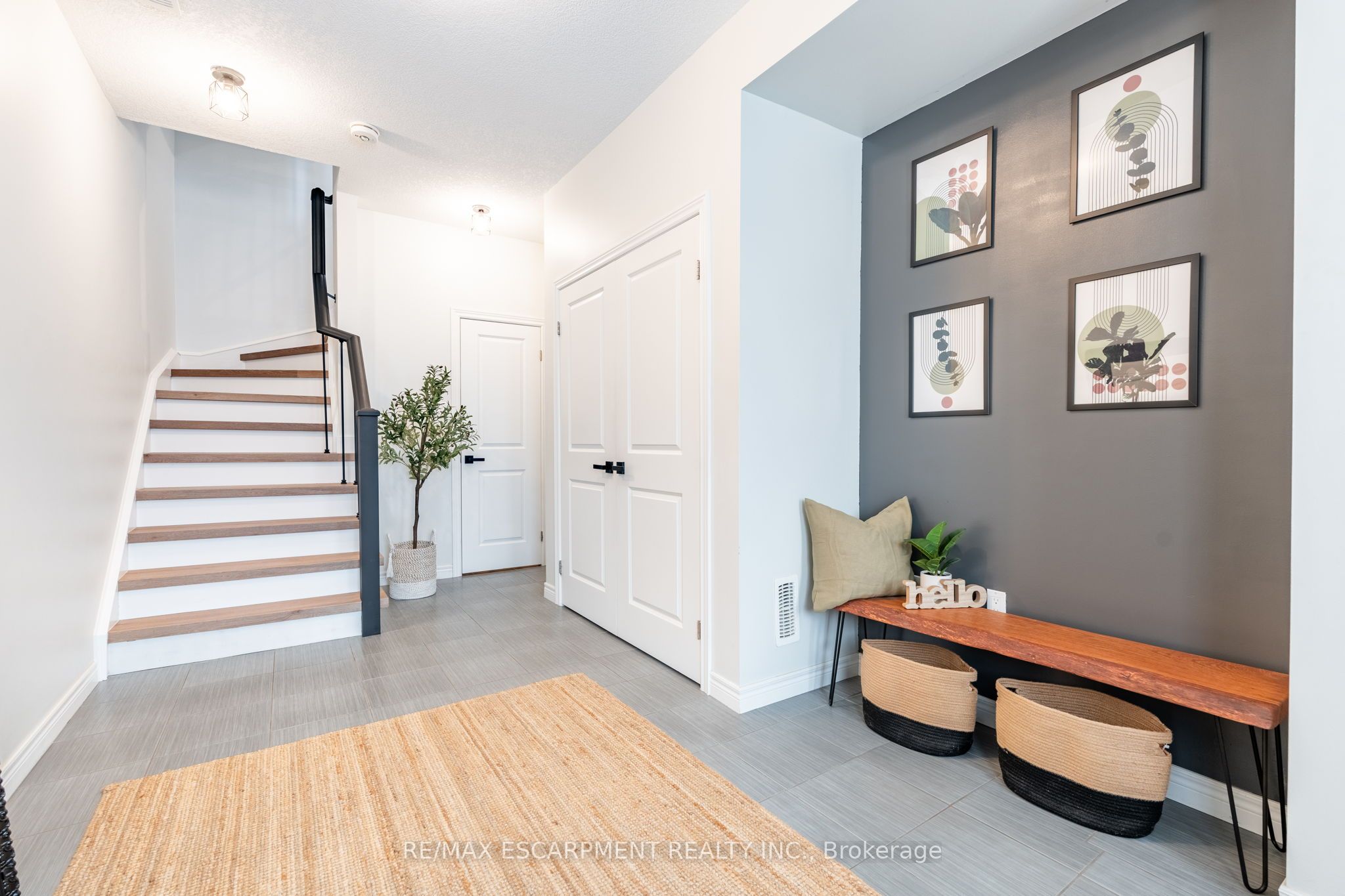 Additional image 5 of 5-11 Stockbridge Gardens, Hamilton, ON, L8J 0H5