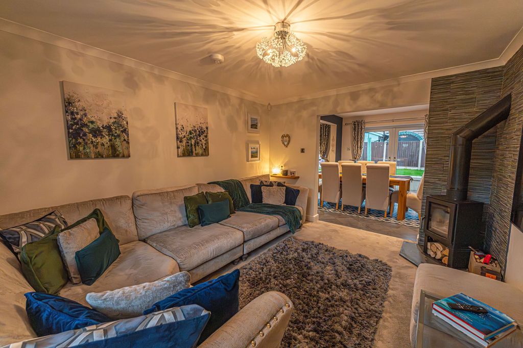 Additional image 14 of 4 bed detached house for saleHeronston Close, Undy NP26