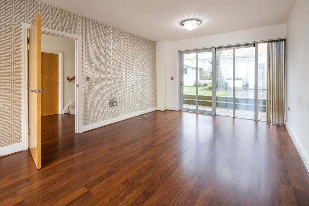 Additional image 6 of 2 bed detached house for saleSacre Coeur Cottages, Rouge Bouillon, St Helier, Jersey JE2