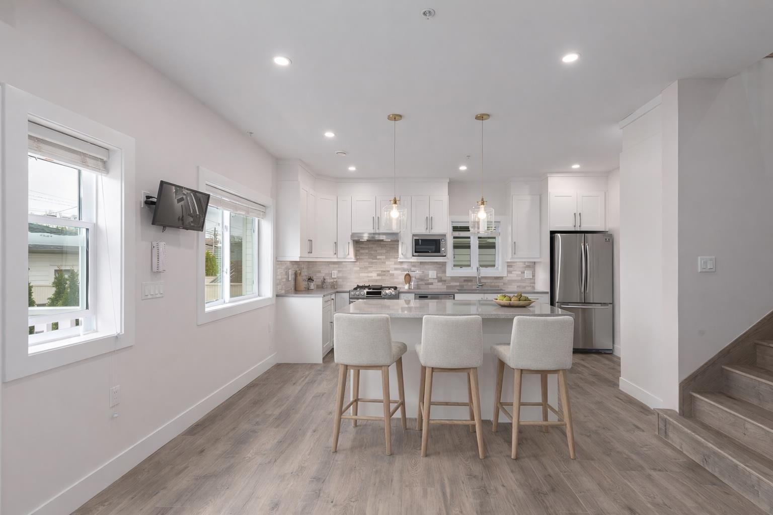 Additional image 2 of 2255 35th Avenue E, Vancouver, BC, V5P 1C1