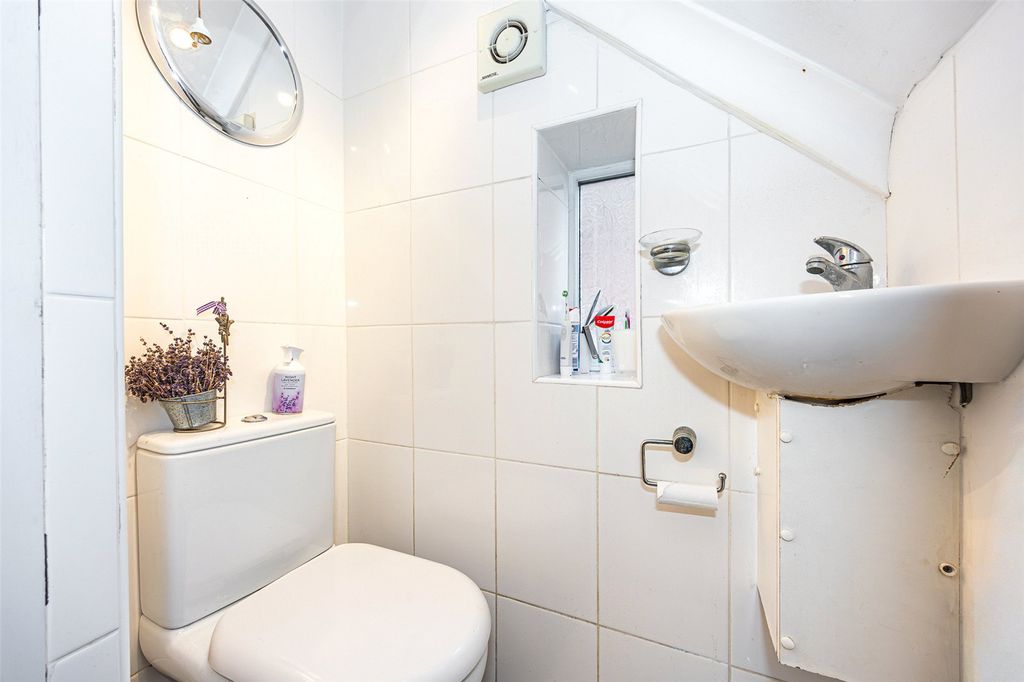 Additional image 20 of 3 bed semi-detached house for saleColin Close, Colindale NW9