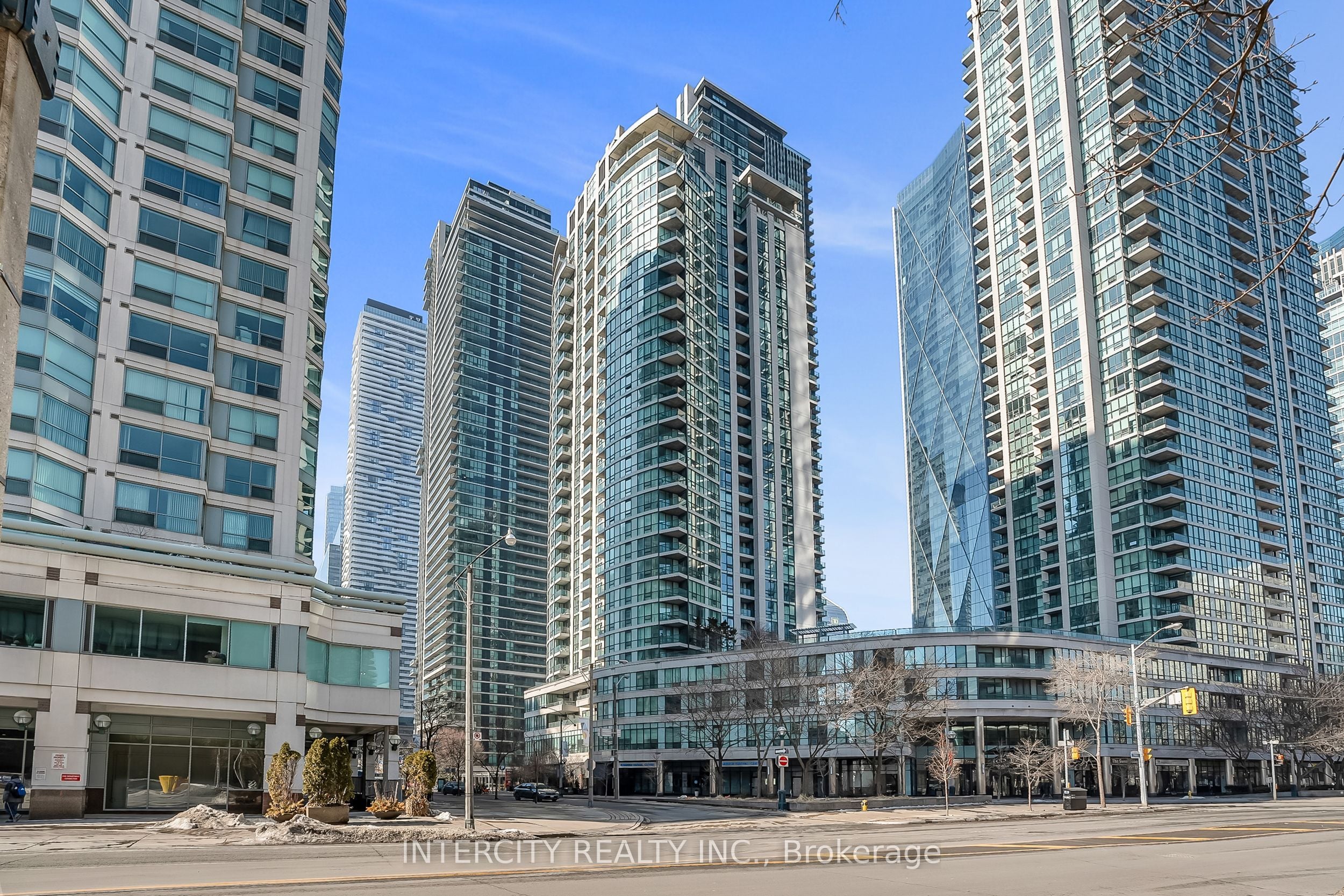 1010-12 Yonge Street, Toronto, ON, M5E 1Z9