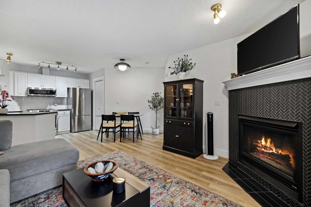 Additional image 4 of 210-10 Sierra Morena Mews SW, Calgary, AB, T3H 3K5
