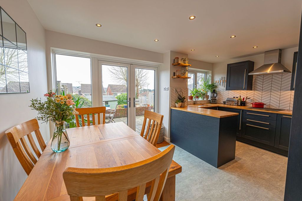 Additional image 2 of 3 bed link detached house for saleWalnut Drive, Caerleon NP18