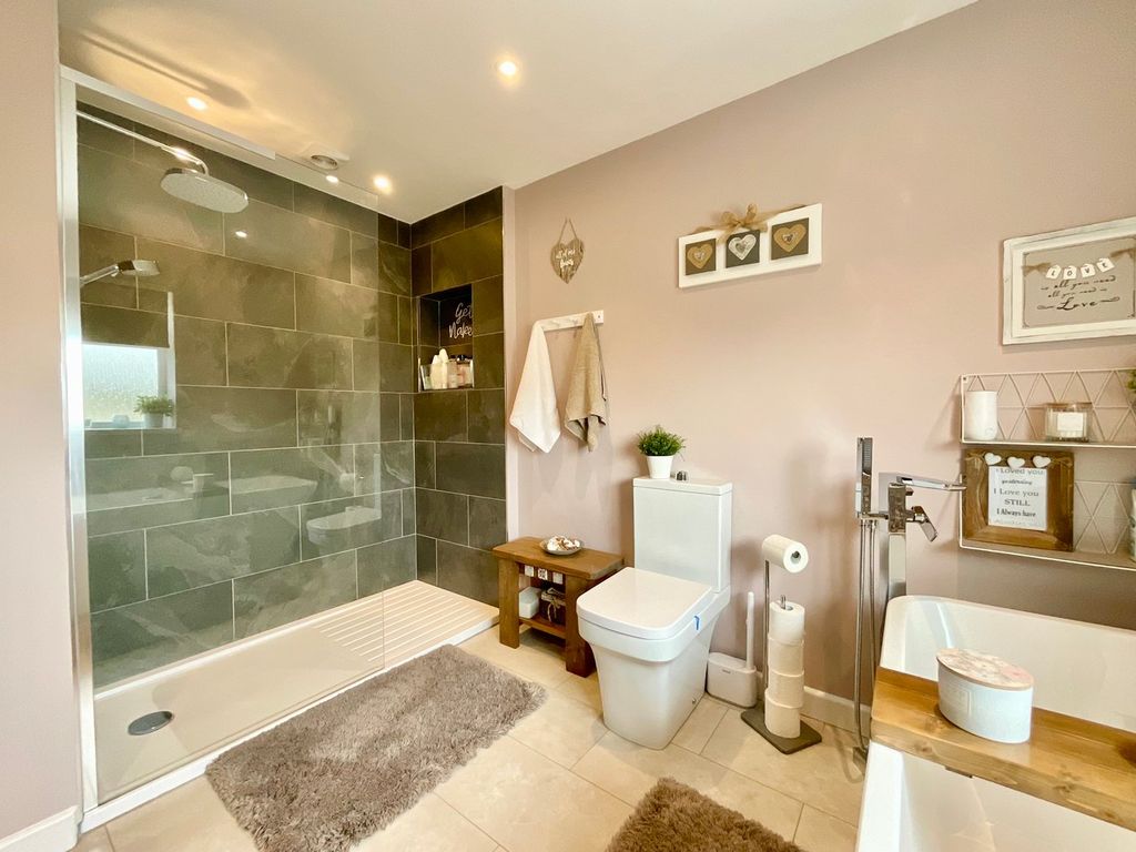 Additional image 10 of 3 bed semi-detached house for saleBeaufort Gardens, Raglan, Usk NP15