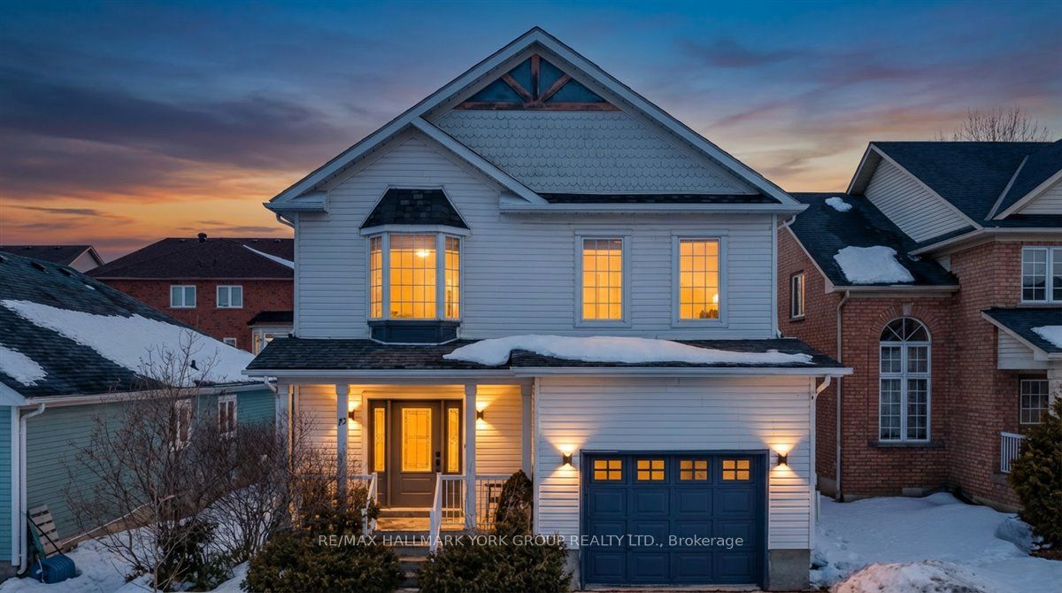 19 Silverstone Crescent, Georgina, ON, L4P 4A5