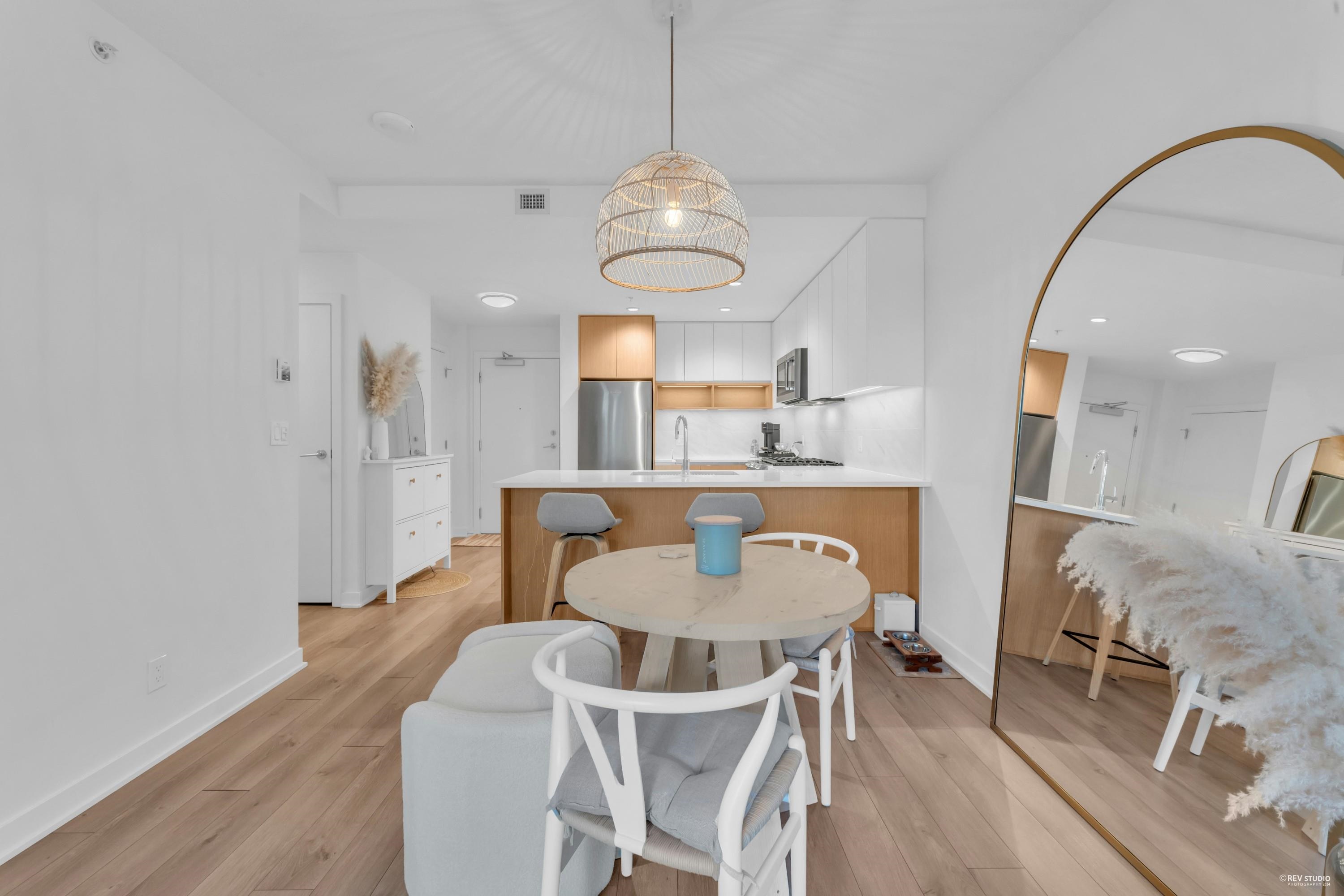 Additional image 6 of 103-8940 University Crescent, Burnaby, BC, V5A 0E7