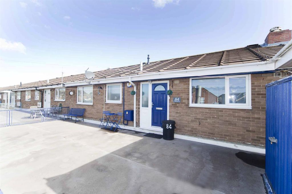 2 bed flat for saleElizabeth Way, Hartlepool TS25