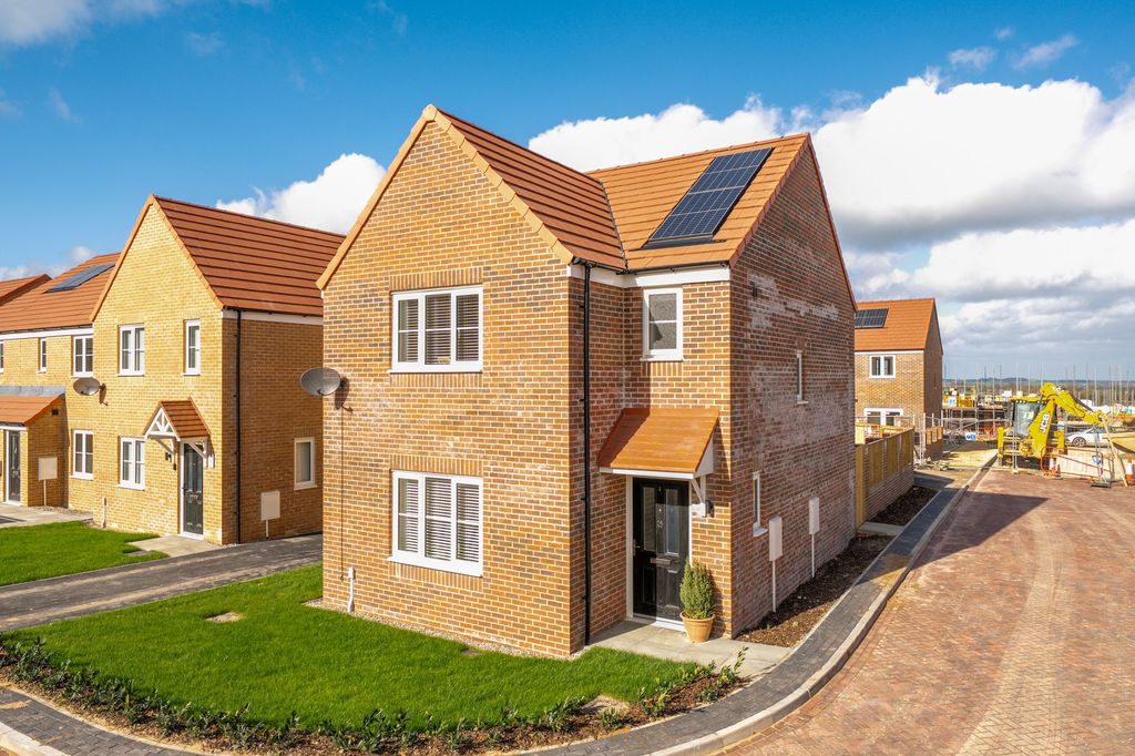 3 bed detached house for saleDovestones Way, Harrogate HG3