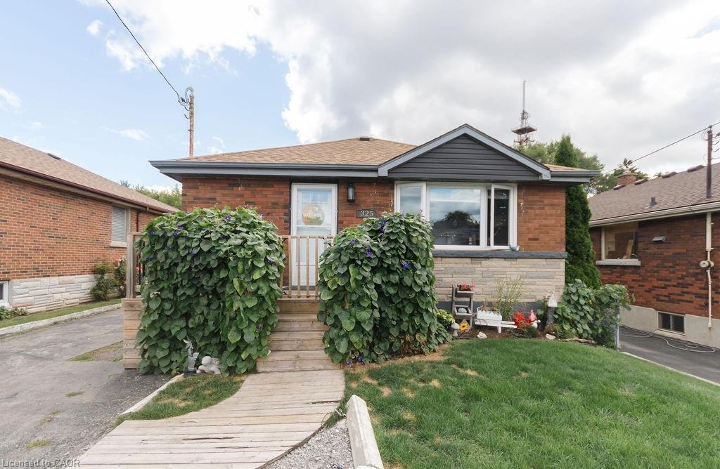 Lower-325 East 18th Street, Hamilton, ON, L9A 4P7