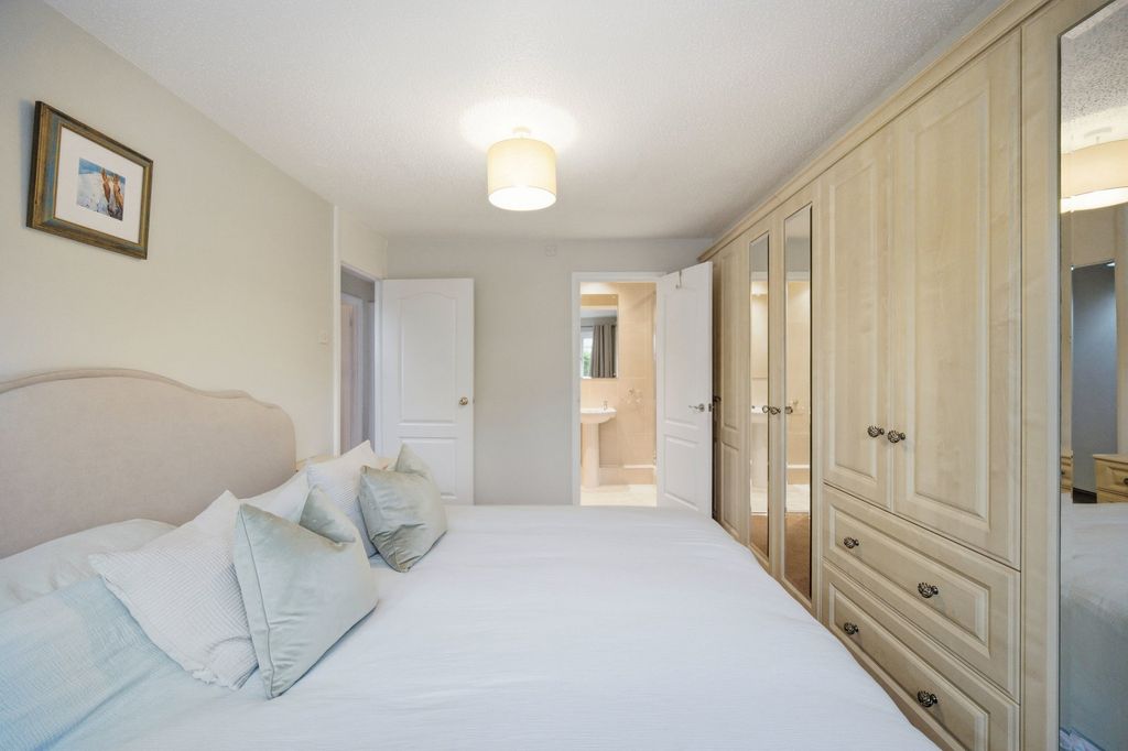 Additional image 20 of 4 bed detached house for saleHolyhead Court, Caerphilly CF83