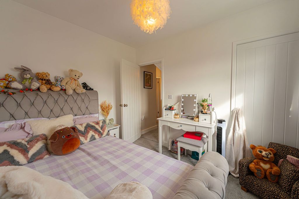 Additional image 15 of 3 bed semi-detached house for saleFields Road, Oakfield NP44