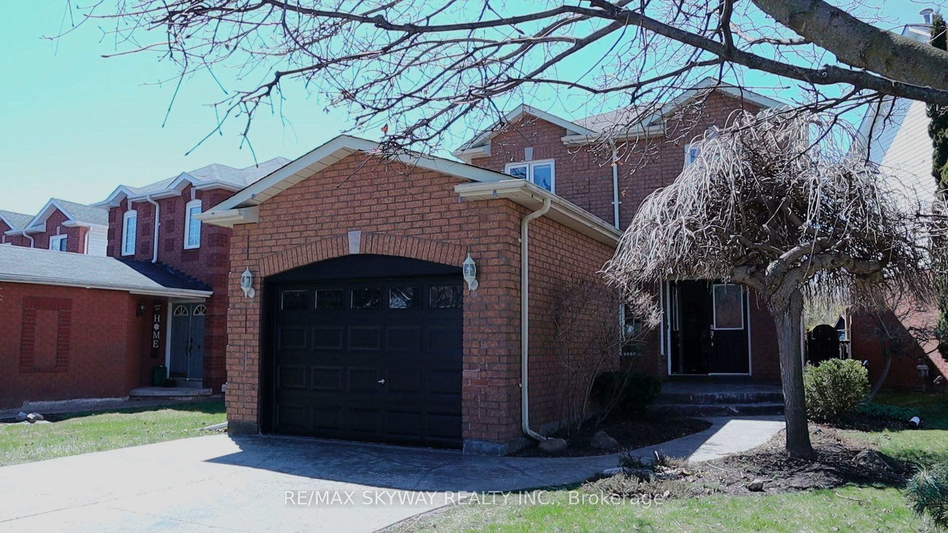 10 Elephant Hill Drive, Clarington, ON, L1C 4M5