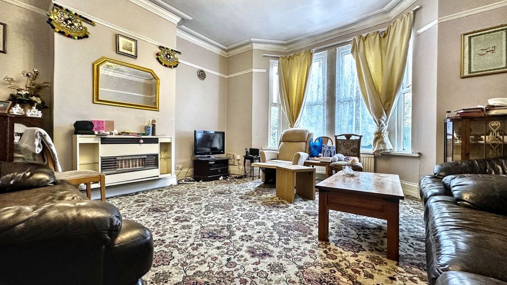 Additional image 3 of 5 bed property for saleCorporation Road, Newport NP19