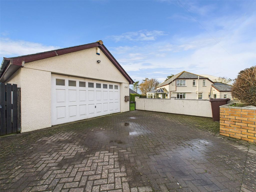 3 bed detached house for saleCleavelands, Bude, Cornwall EX23 photo 3
