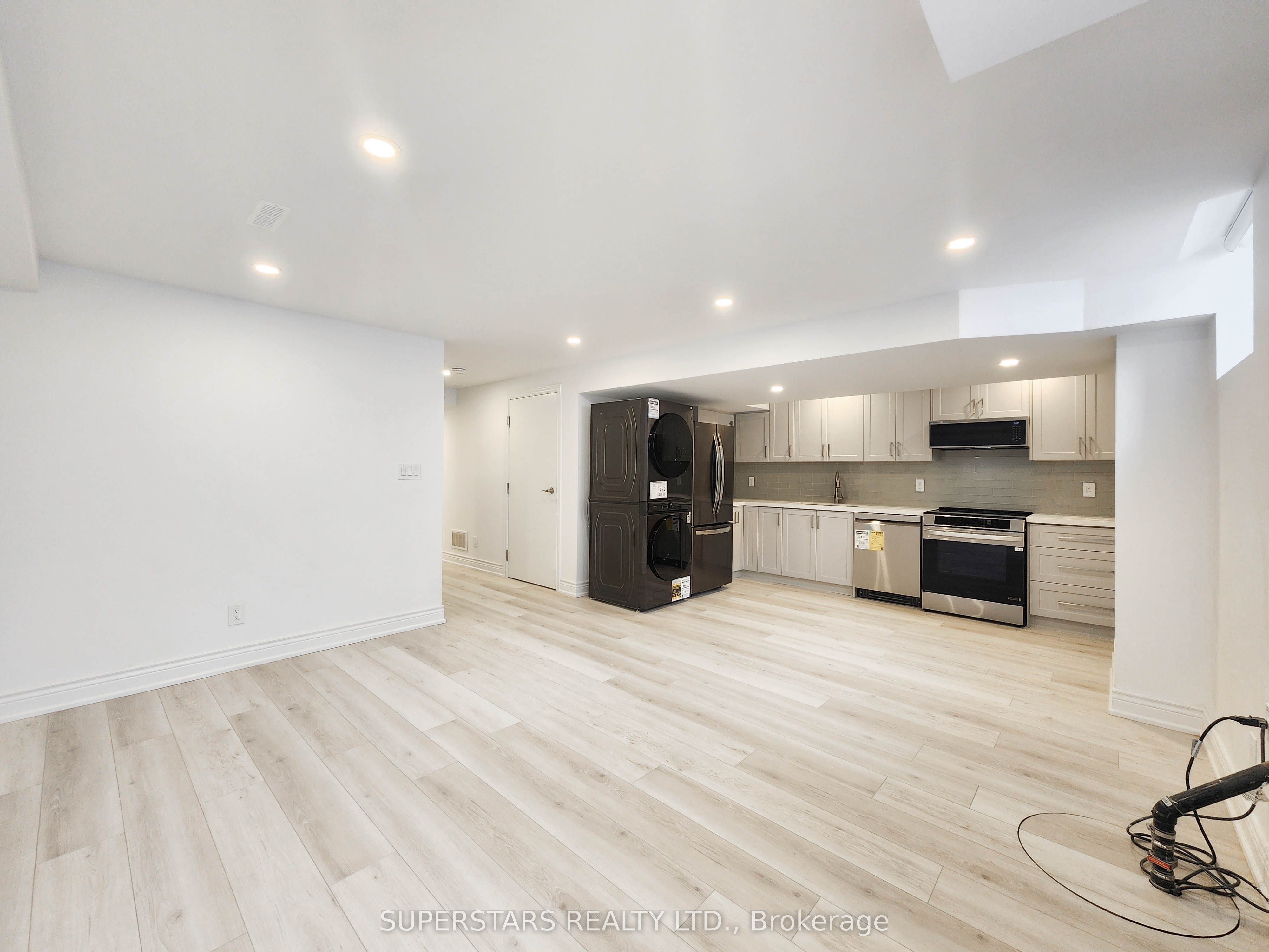 (Basement)-274 Riverlands Avenue, Markham, ON, L6B 0W2 photo 3