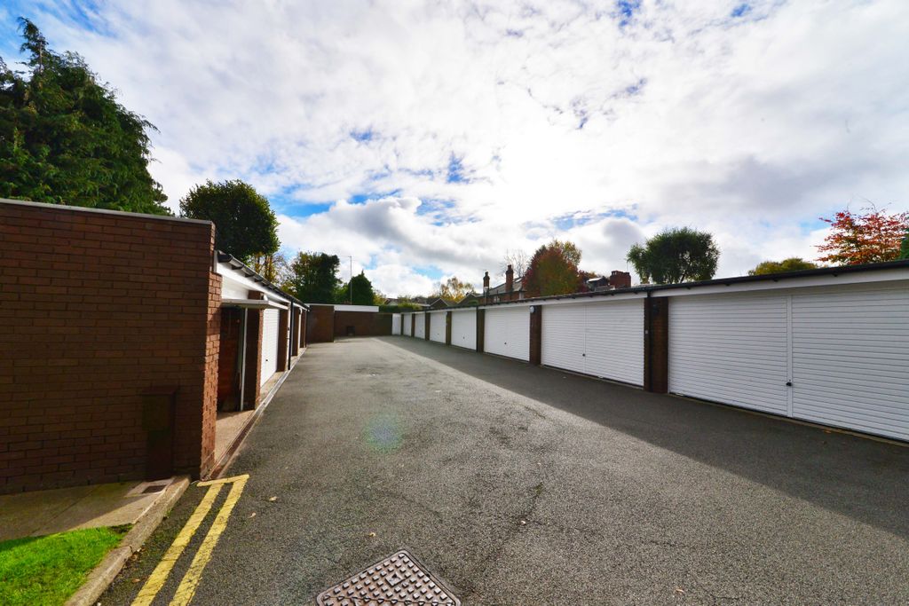 Additional image 19 of 3 bed flat for salePetersham Place, Edgbaston B15