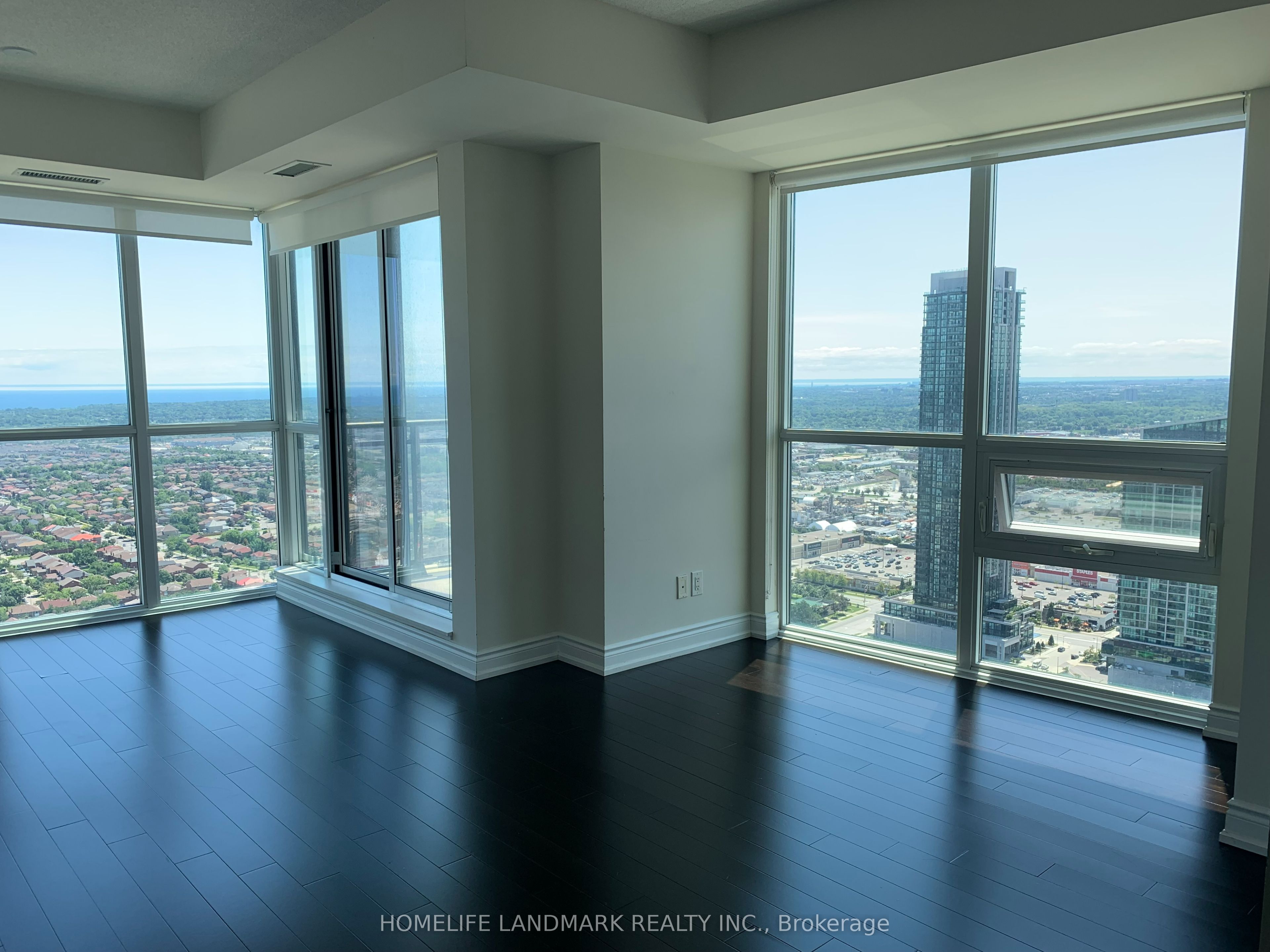 Additional image 3 of 3810-4011 Brickstone Mews, Mississauga, ON, L5B 0J7