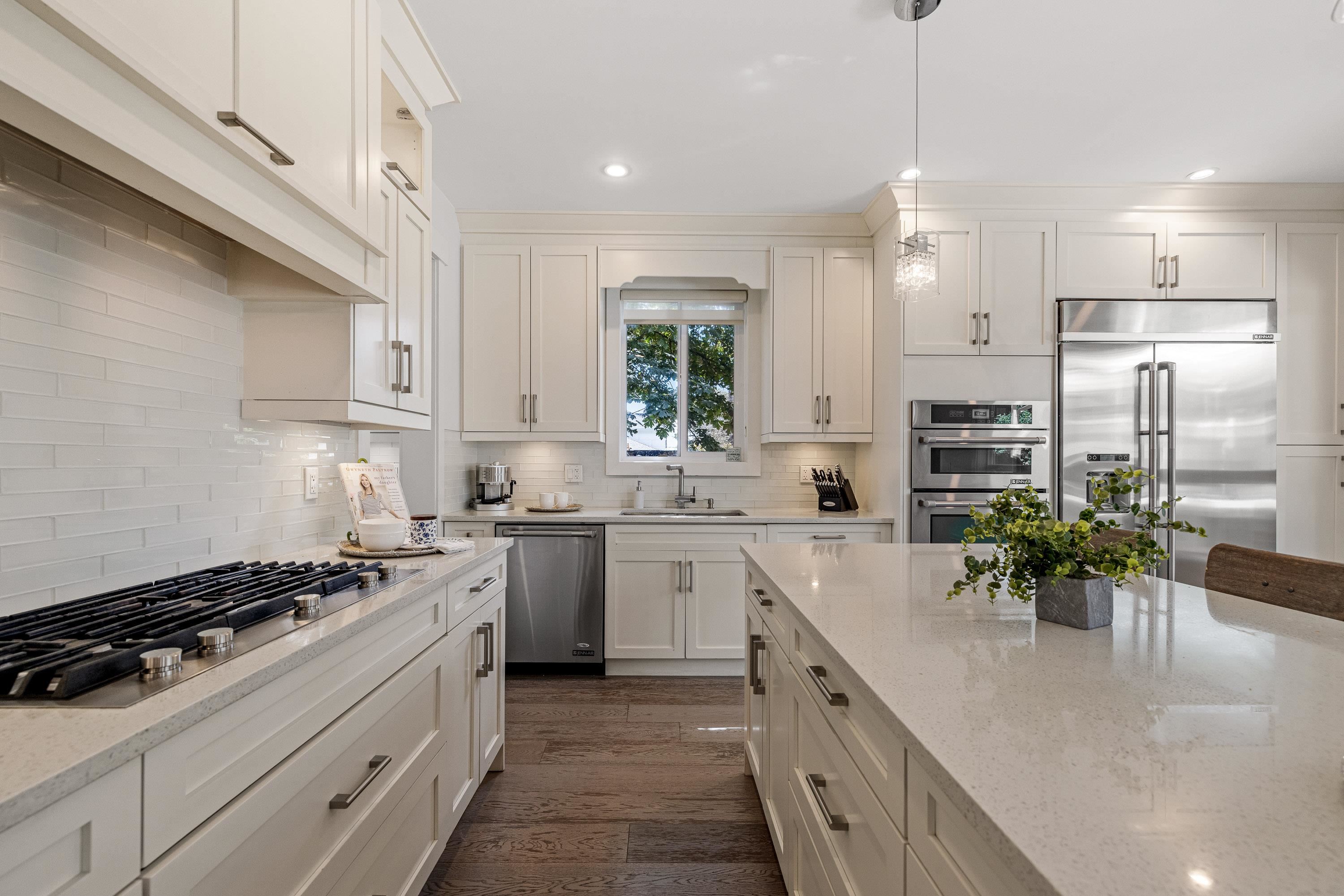 Additional image 3 of 1571 136 Street, Surrey, BC, V4A 5H3
