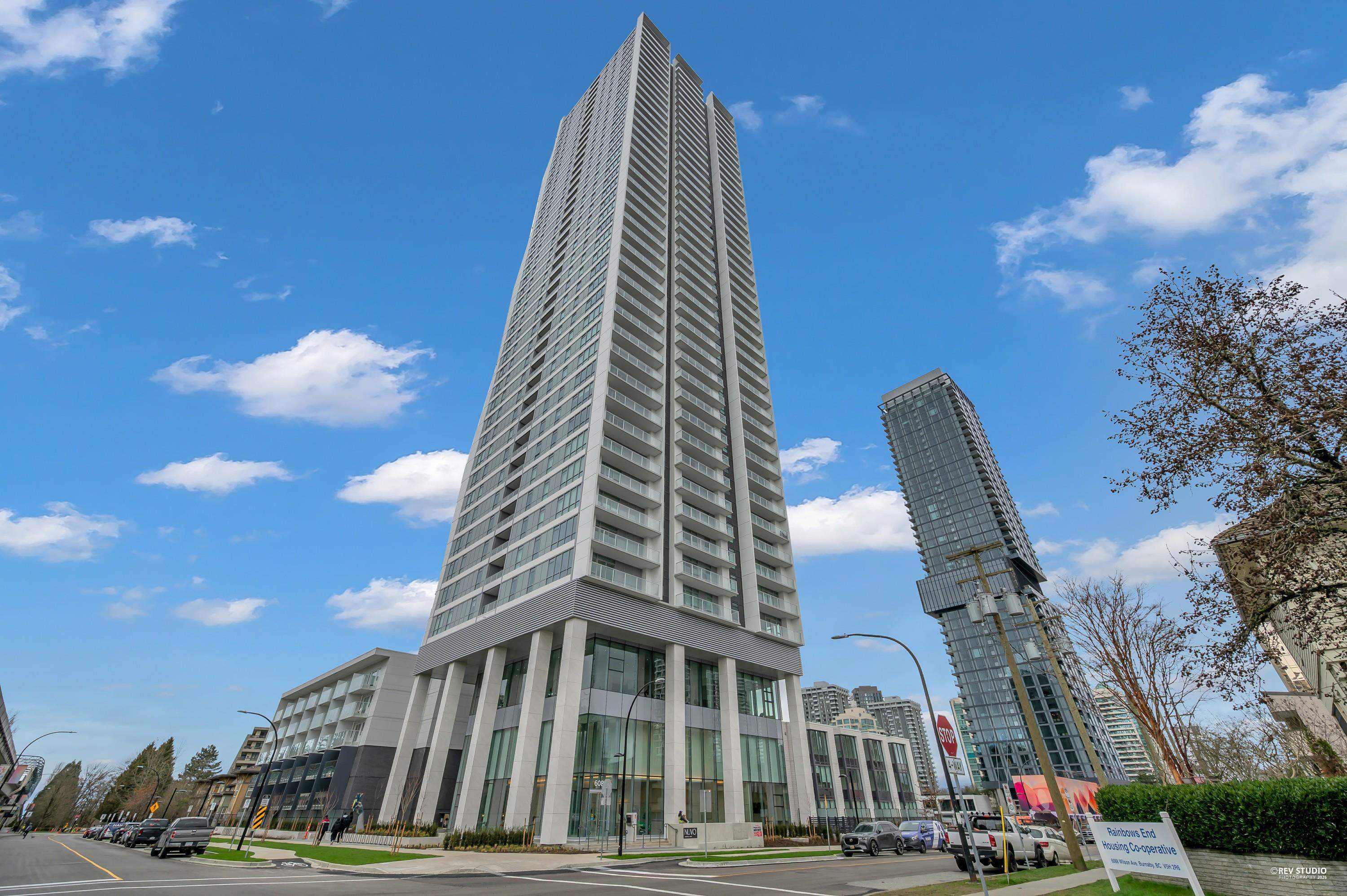 1702-6087 Wilson Avenue, Burnaby, BC, V5H 0M1