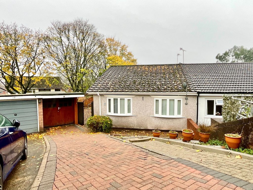 2 bed bungalow for salePlane Tree Close, Caerleon, Newport NP18