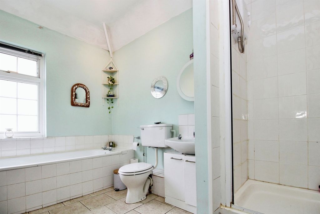 Additional image 14 of 3 bed semi-detached house for salePwllmawr Avenue, Rumney, Cardiff CF3