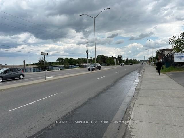 Additional image 2 of 1360 Rymal Road E, Hamilton, ON, L8W 3N1