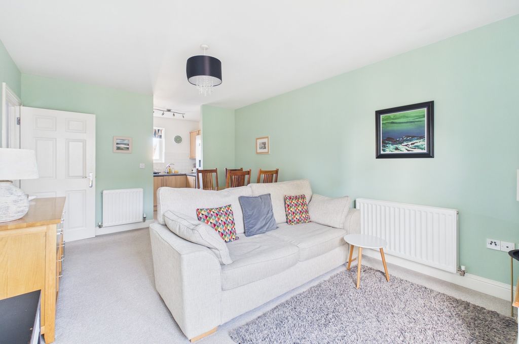 1 bed flat for saleGladeside, Cambridge CB4 photo 4