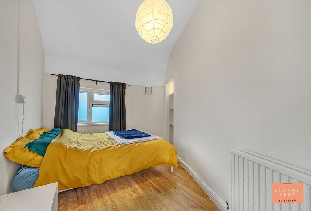 Additional image 22 of 3 bed flat for saleOak House, Hollybush Estate, Cardiff CF14