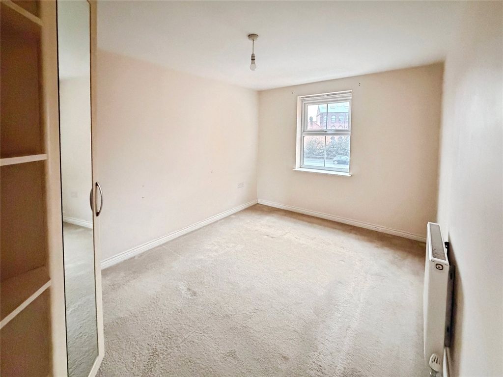 Additional image 3 of 2 bed flat for salePalmerston Road, Ilkeston, Derbyshire DE7