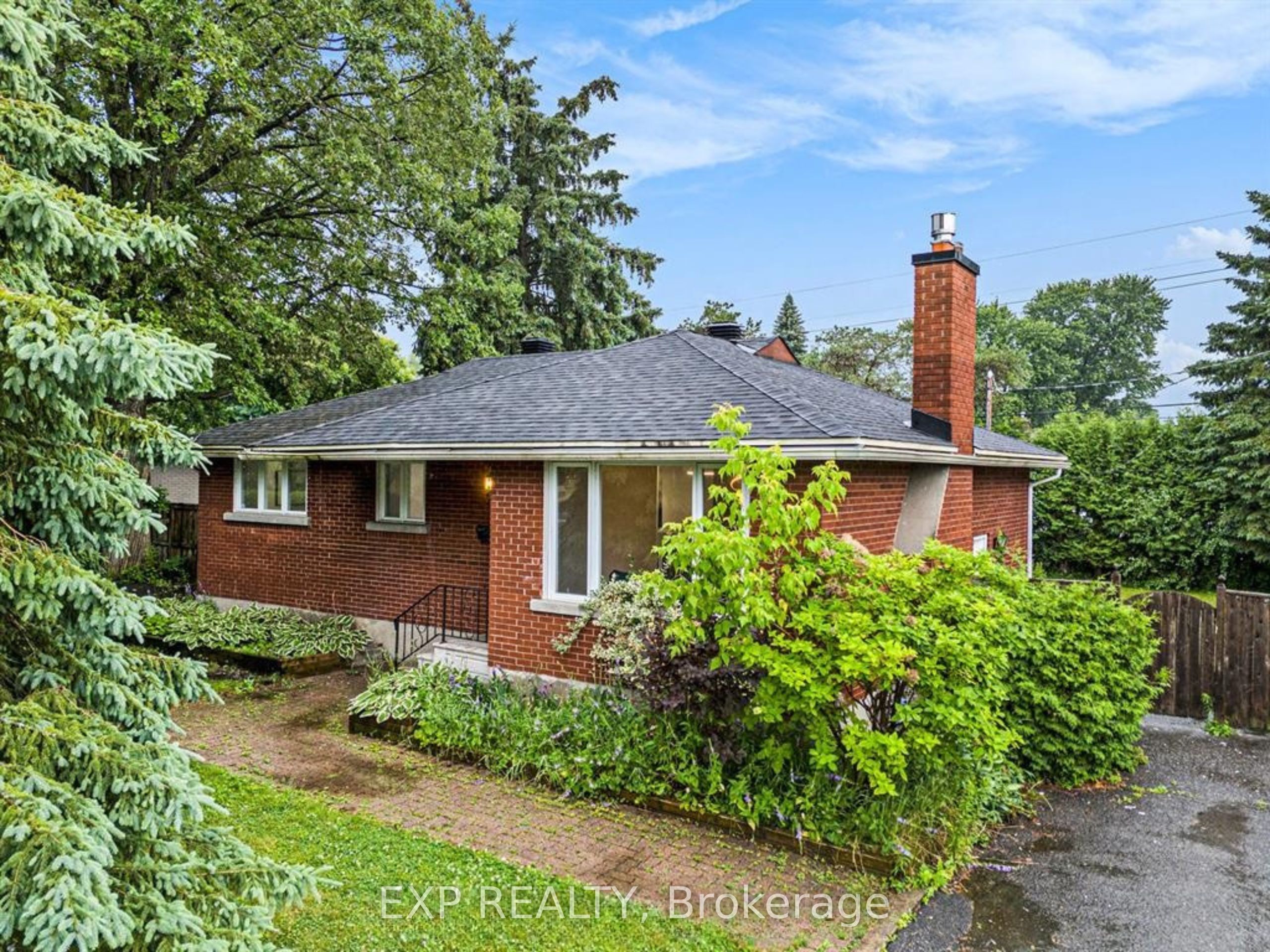 Unit A-20 Newhaven Street, Ottawa, ON, K2G 0X5