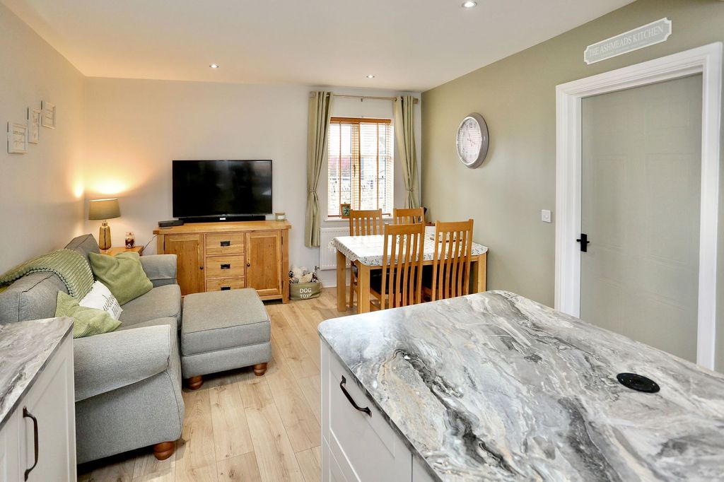 Additional image 9 of 4 bed town house for sale94 Lakeside Way, Nantyglo, Ebbw Vale NP23