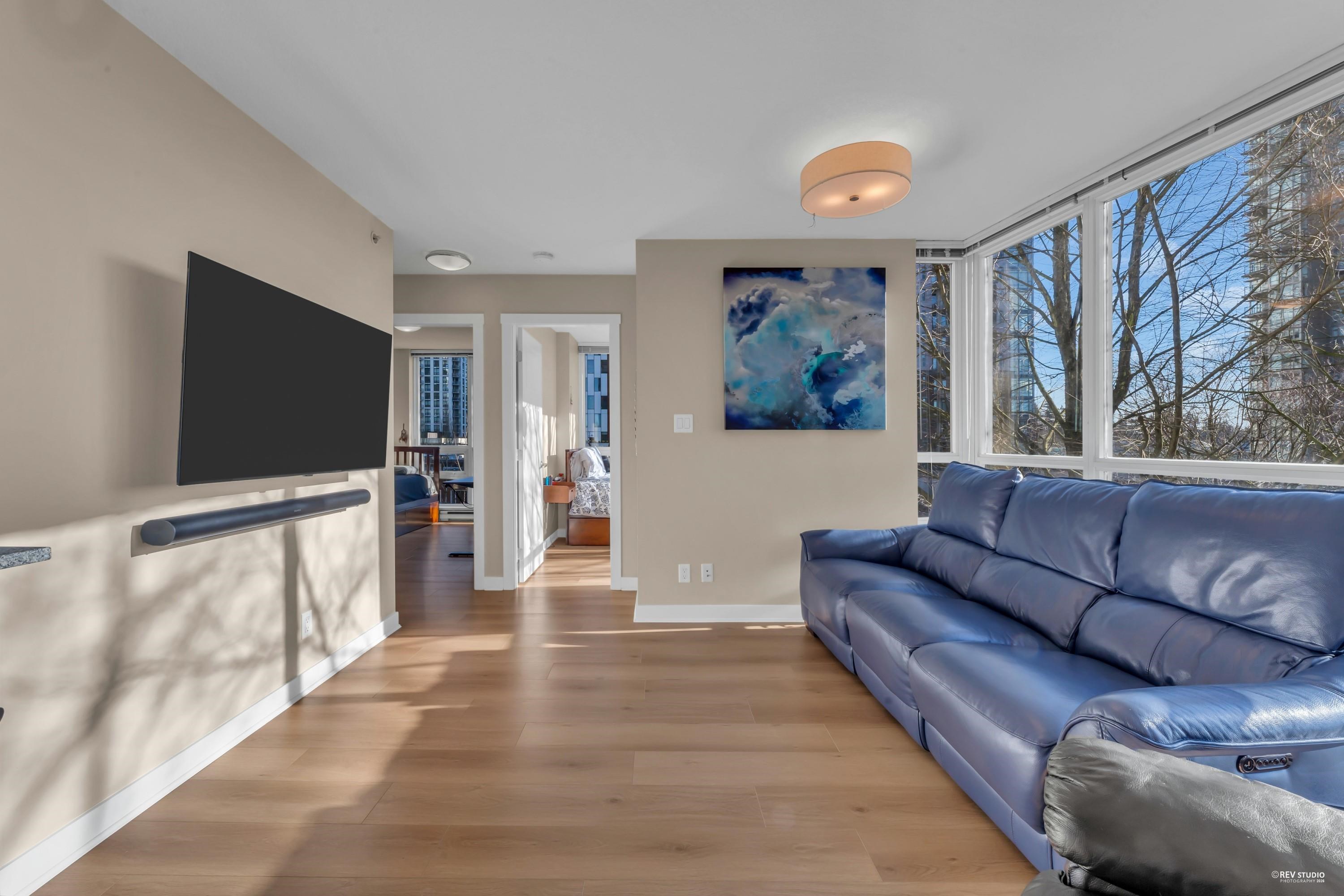 Additional image 6 of 705-2978 Glen Drive, Coquitlam, BC, V3B 0C3