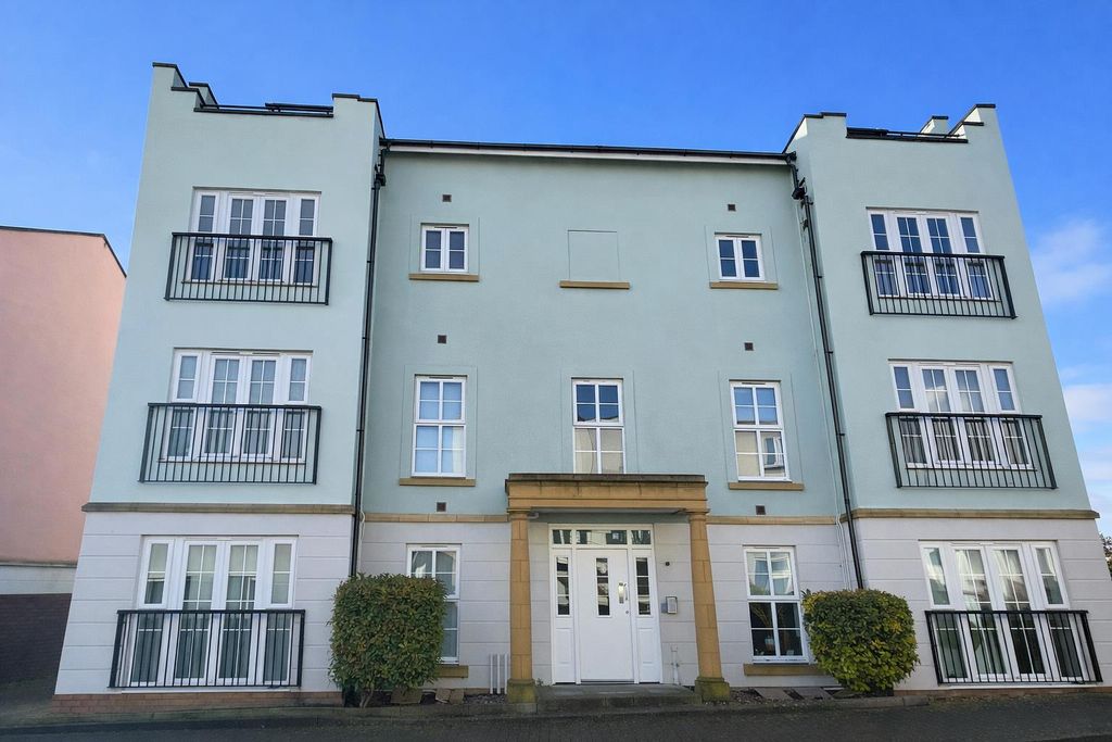 2 bed flat for saleBurlington Road, Portishead BS20
