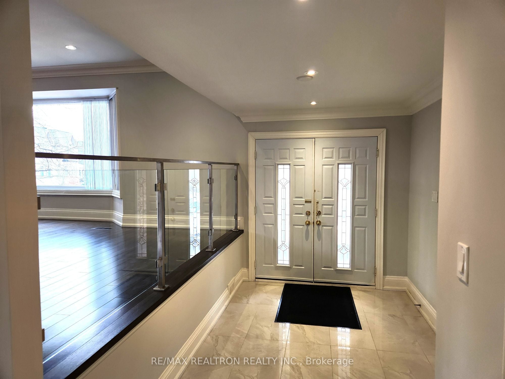 Additional image 2 of 207 Bayview Fairways Drive, Markham, ON, L3T 2Z1