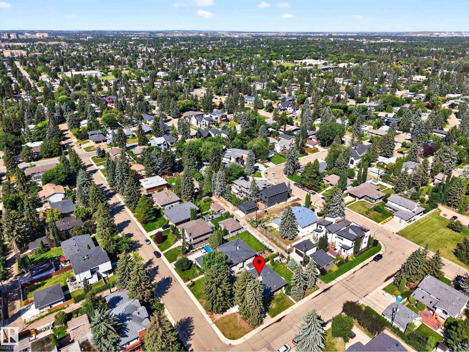 8804 138 Street NW, Edmonton, AB, T5R0E4