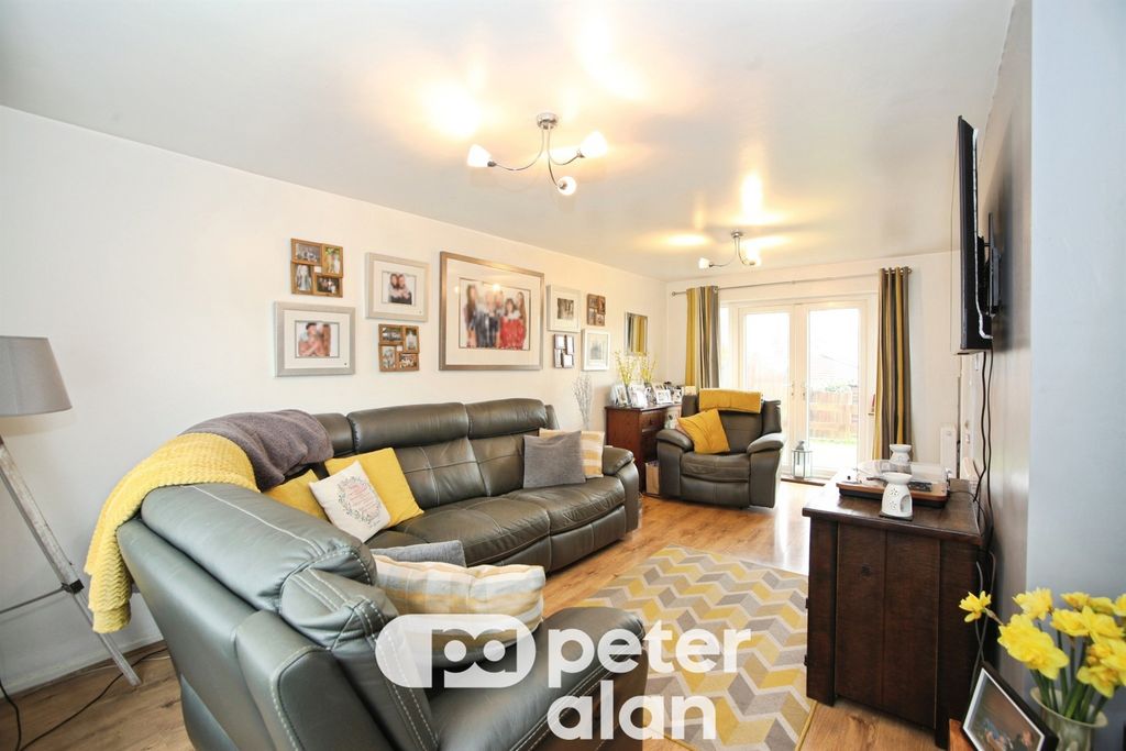 Additional image 3 of 4 bed semi-detached house for saleHendre Farm Drive, Newport NP19