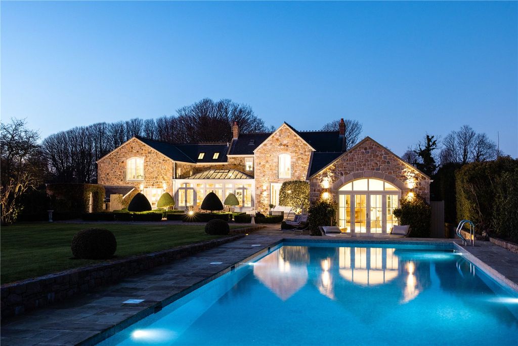 5 bed detached house for salePrinces Tower Road, St. Saviour, Jersey JE2