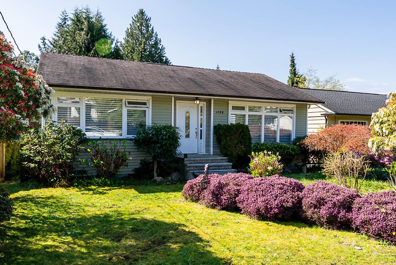 1126 Kings Avenue, West Vancouver, BC, V7T 2C3