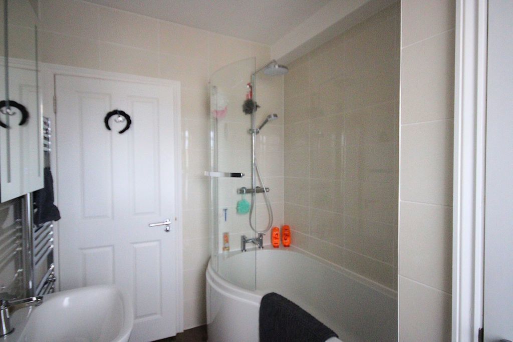 Additional image 6 of 3 bed flat for saleVal Plaisant, St Helier JE2