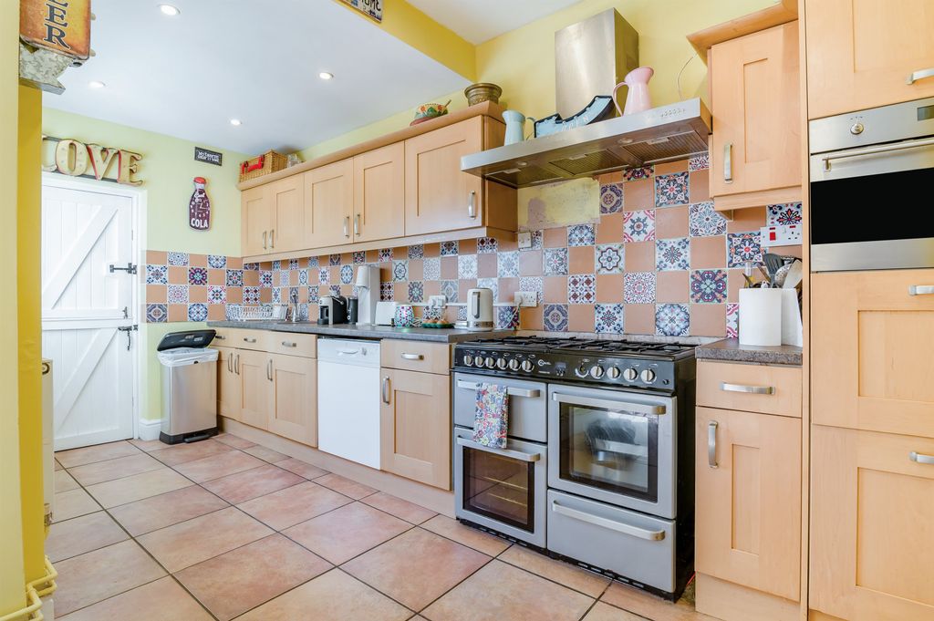 Additional image 7 of 2 bed terraced house for saleUskvale Drive, Caerleon, Newport NP18