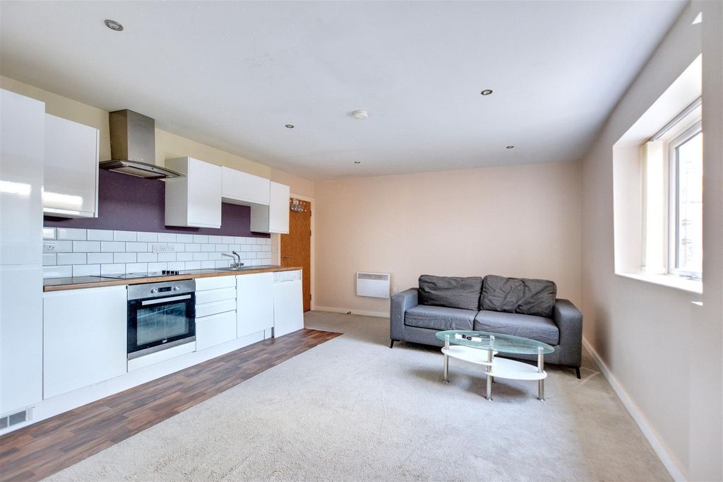 Additional image 3 of 2 bed flat for saleSouth Street, Ilkeston DE7