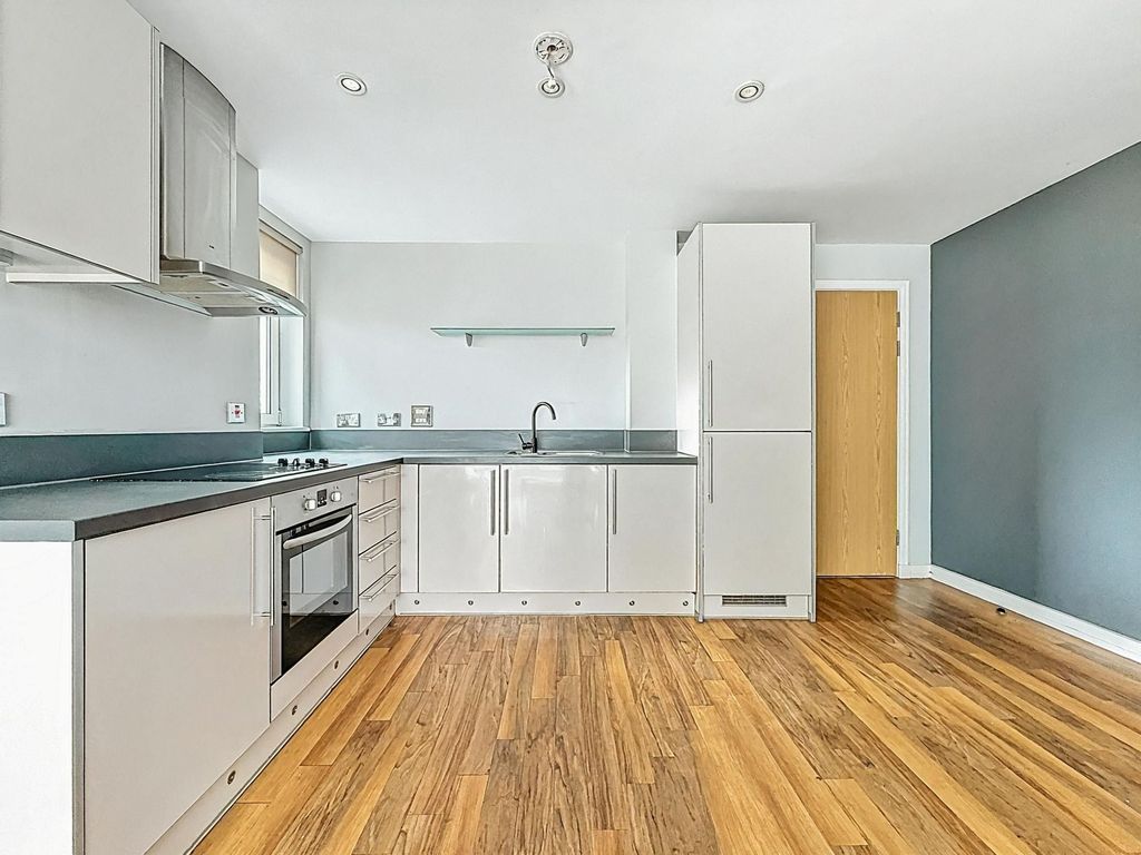 Additional image 4 of 2 bed flat for saleOcean Reach, Havannah Street, Cardiff Bay CF10