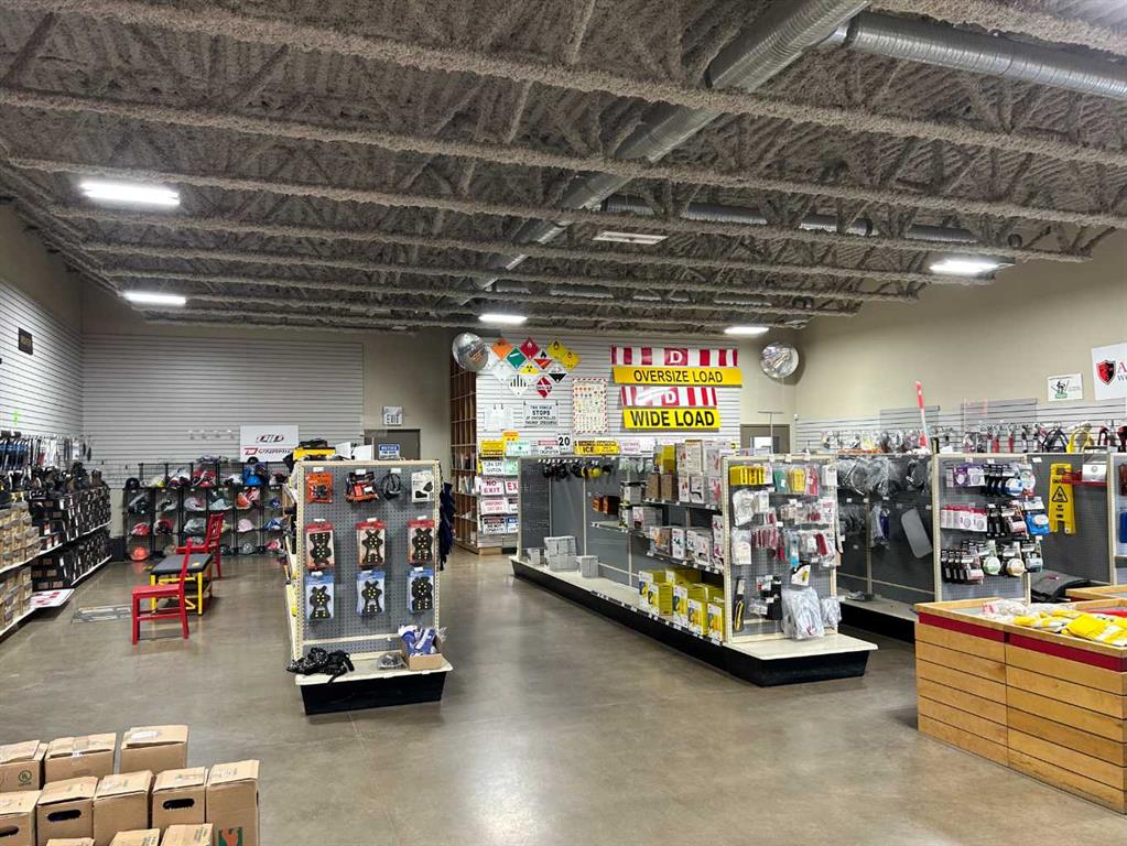 Additional image 3 of 655 14 Street SW, Medicine Hat, AB, T1A 4V5