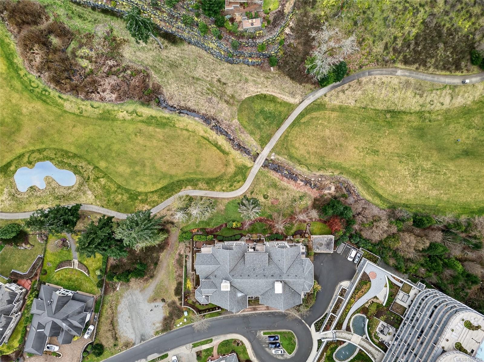 Additional image 2 of 106-2006 Troon Court, Langford, BC, V9B 6T4
